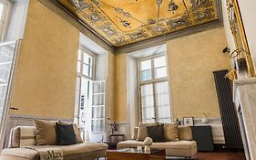 Eleven Luxury Suite - Dimora Affrescata Del '500 A Pochi Passi Dall'Acquario